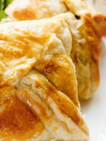cropped-Puff-Pastry-Chicken-Pockets-Pin-with-no-text.jpg