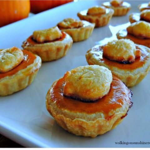 Mini Pumpkin Pie Treats with Pie Crust Leaf Shapes from Walking on sunshine Recipes