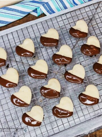 Short Bread Hearts featured photo from Walking on Sunshine Recipes