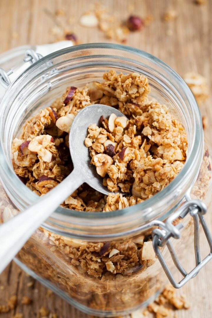 Homemade Granola Christmas Gift in Jar Walking on Sunshine Recipes