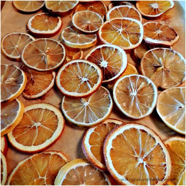Dried oranges and lemons are perfect for simmering potpourri gifts or hang them on a small Christmas tree in the kitchen. You can even fill a bowl with these dried fruits and leave on the kitchen counter. They smell amazing. 