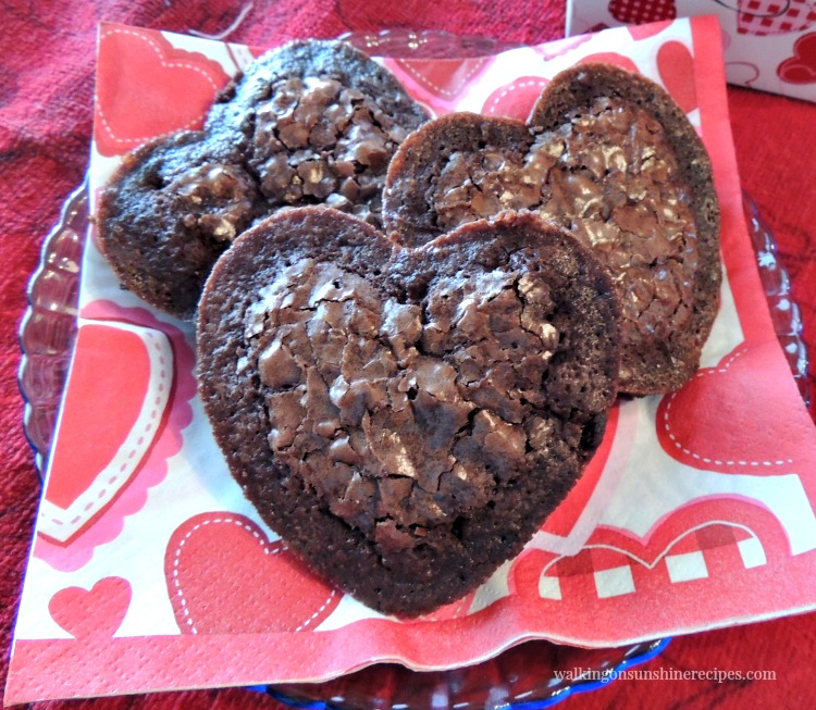 Heart Shaped Treats and recipes perfect for Valentine's Day. Heart Shaped Brownies