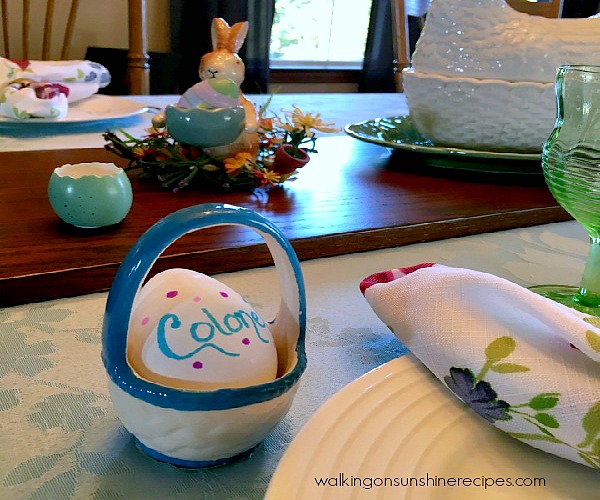 Easter Eggs Place Cards DIY Project - Thursday's Tip from Walking on Sunshine Recipes