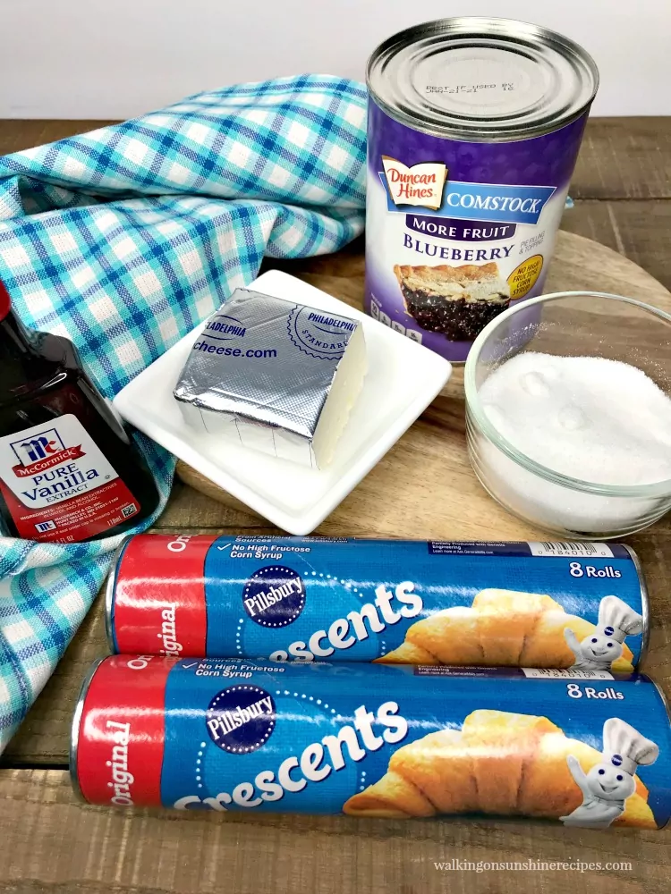 Ingredients for blueberry danish