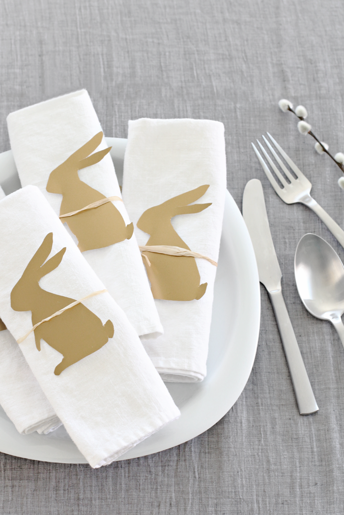 Easter Place Cards & Napkin Ring Ideas - Walking On Sunshine Recipes