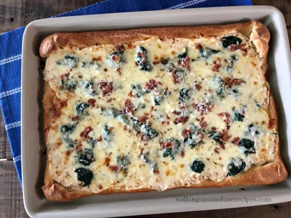 Spinach Alfredo Bacon Pizza BAKED from Walking on Sunshine