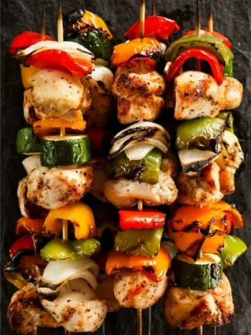 cropped-Grilled-chicken-and-veggies-on-grill..jpg