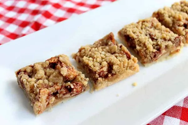 Apple Bars from The Country Chic Cottage