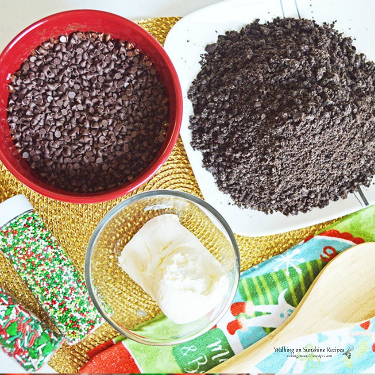 Ingredients for Oreo Cookie Truffles