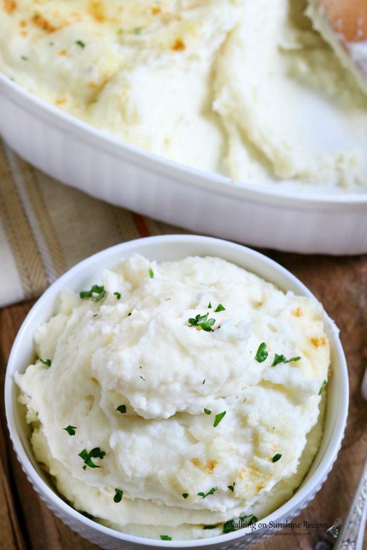 Perfect mashed potatoes that you can prepare the day before Thanksgiving - Company Mashed Potatoes