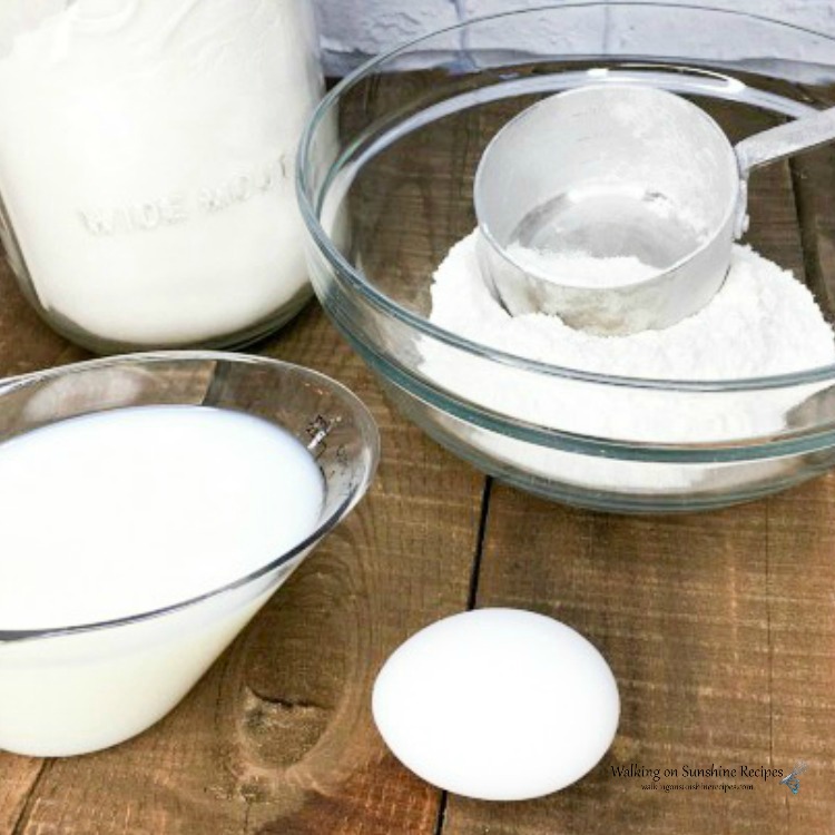 Homemade Bulk Pancake Mix using mason jars and printable labels. This makes a great gift also to give to family, teachers and friends from Walking on Sunshine Recipes. Ingredients for Homemade Bulk Pancake Mix