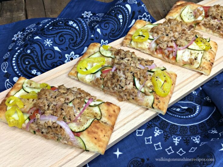 Flatbread Pizza with Tuna, Tomatoes, Zucchini and Red Onion