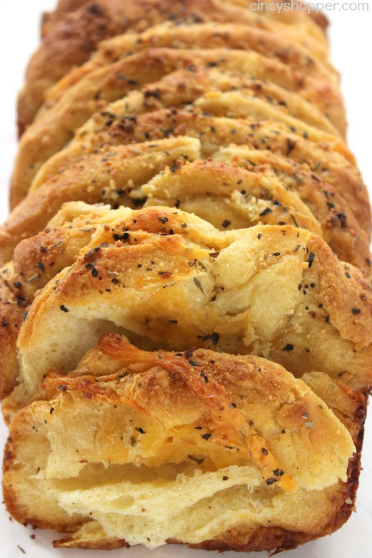 Garlic and Herb Pull Apart Bread from Cincy Shopper