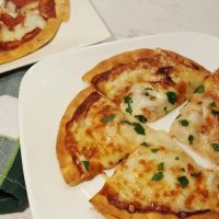 Air Fryer 6 Minute Pita Bread Cheese Pizza