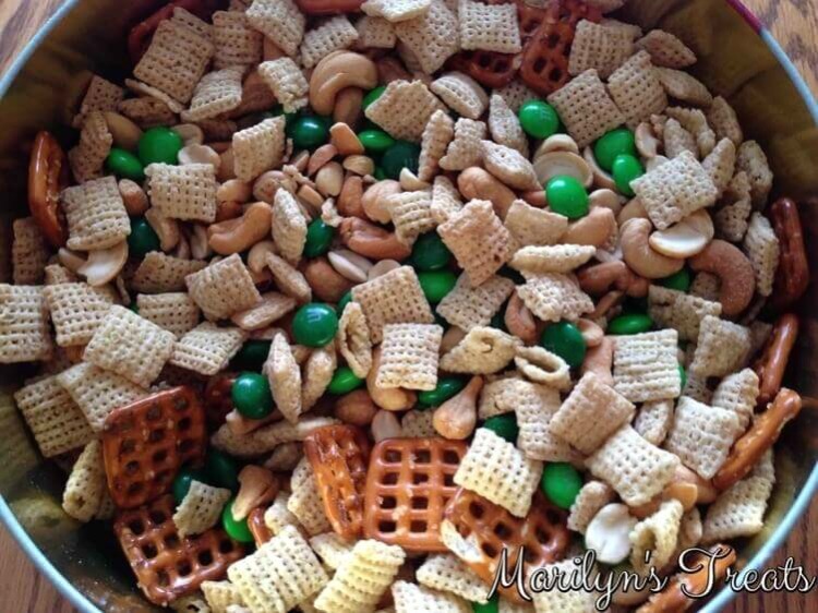 Lil Leprechaun Snack Mix from Marilyn's Treats