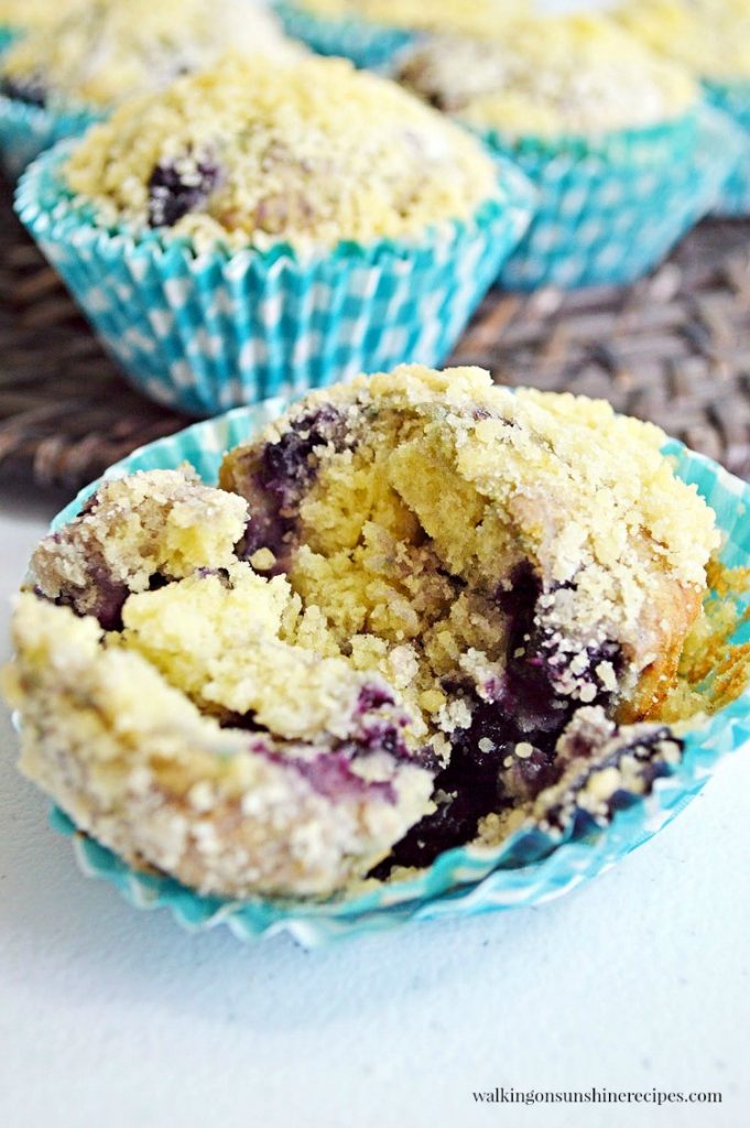 How To Bake The Best Bakery Style Blueberry Streusel Muffins