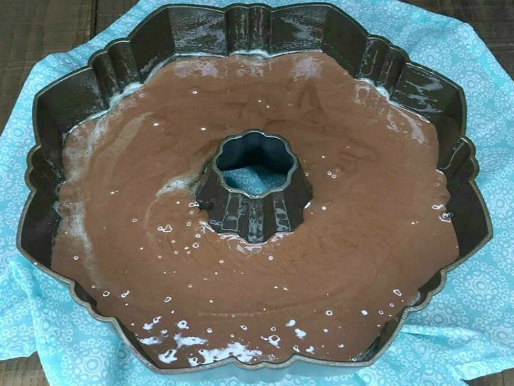 brownie cake recipe in bundt cake pan.