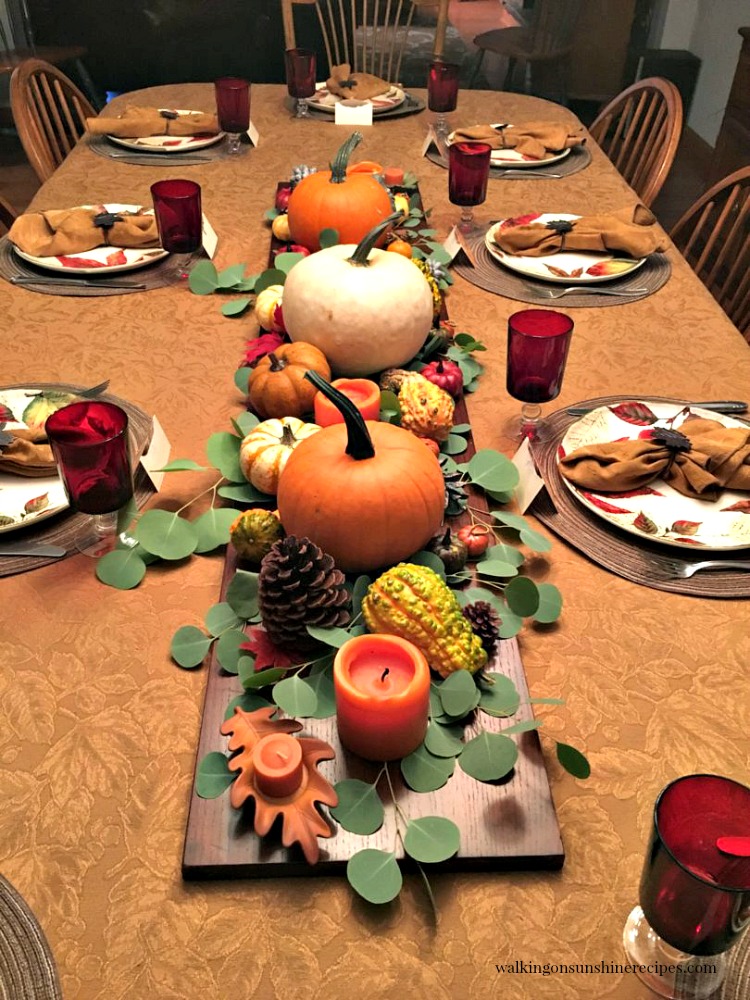 Tips for Decorating the Thanksgiving Table | Walking on Sunshine Recipes