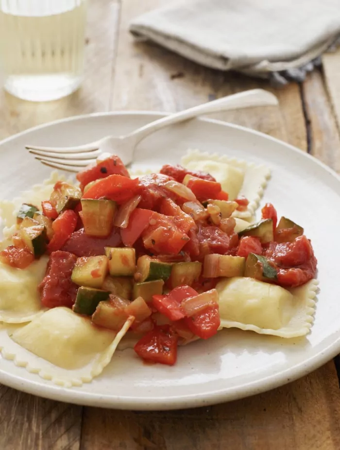Cheese-Ravioli-with-Summer-Vegetables