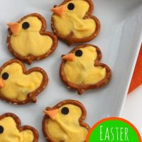 Easter Pretzel Chick Treats