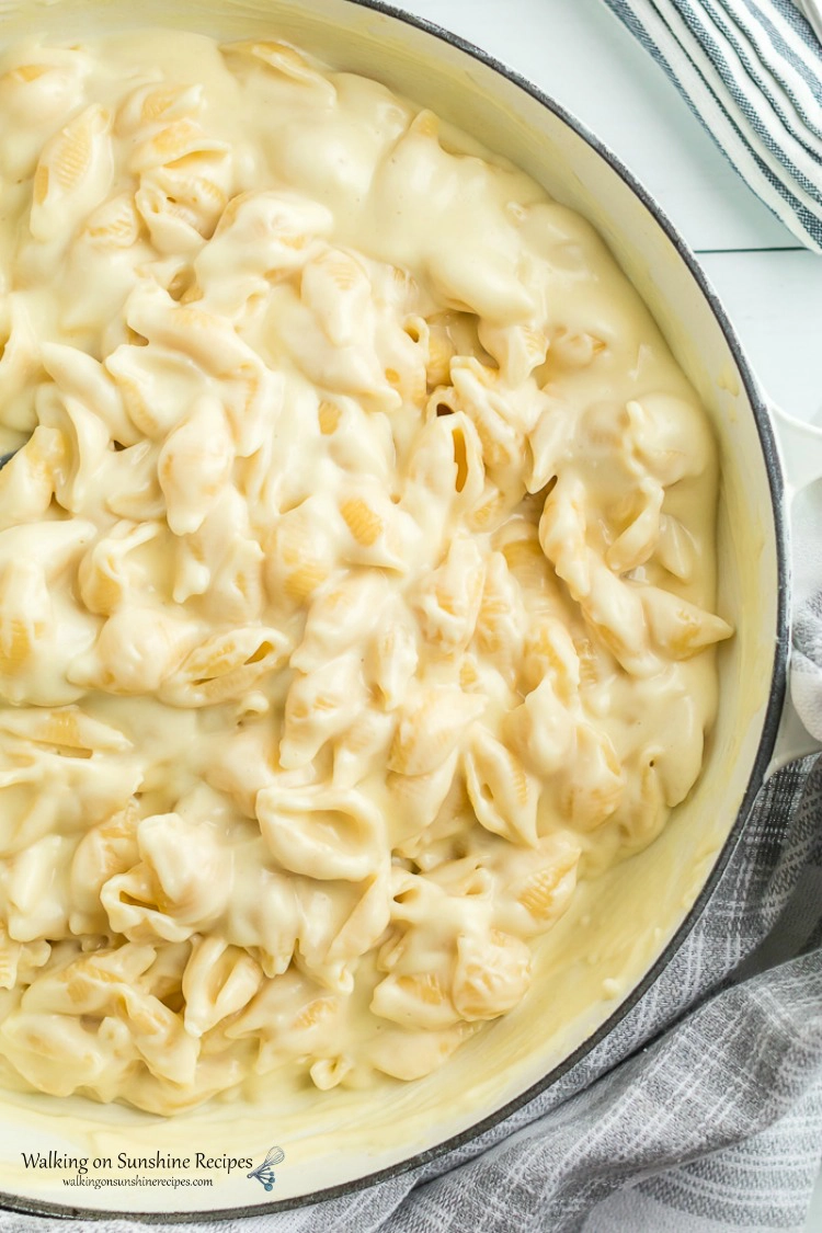 Panera Mac and Cheese Copycat Recipe in dutch oven pan cooked