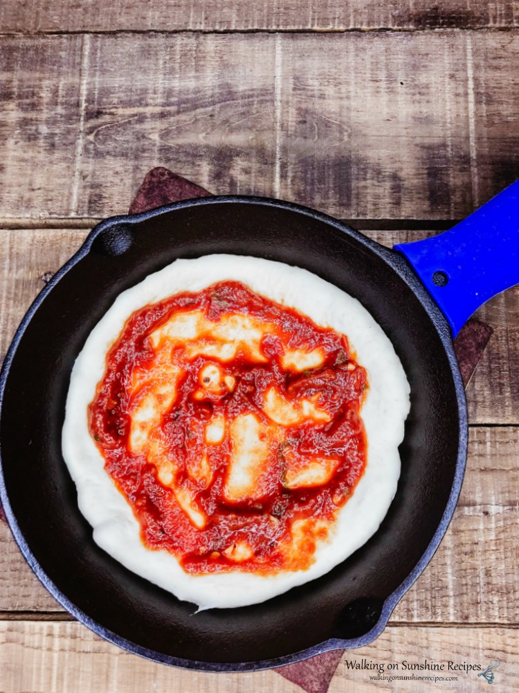 Cast Iron Pan Pizza - Walking On Sunshine Recipes