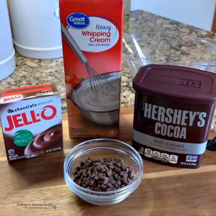 Ingredients for Easy Chocolate Mousse
