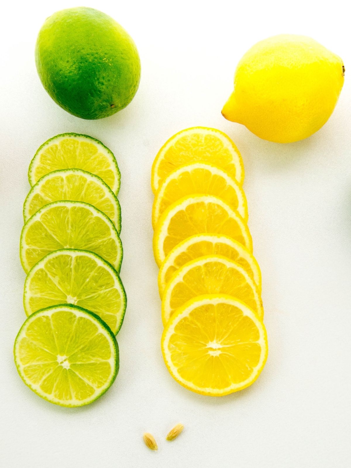 Lemon and lime slices.