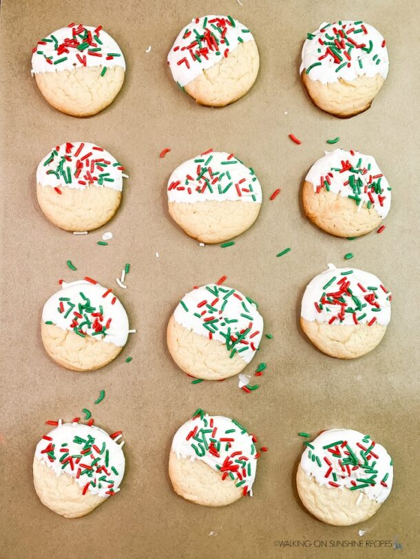 White Cake Mix Christmas Cookies - Walking On Sunshine Recipes