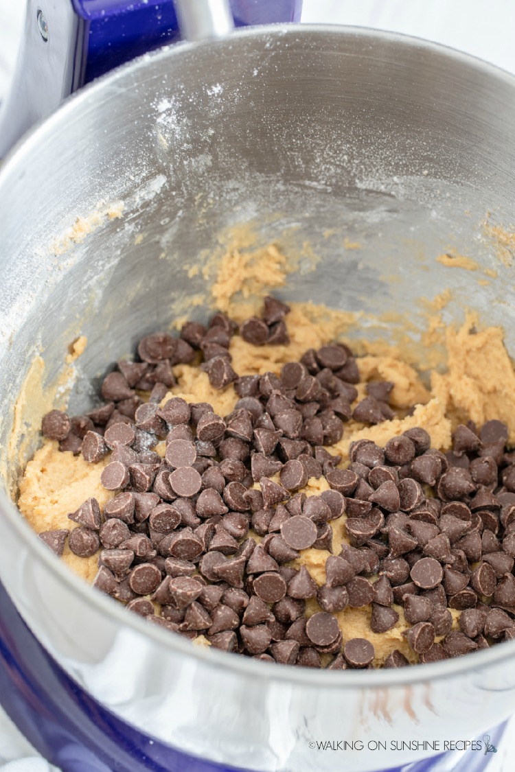 freezing chocolate chip cookie dough