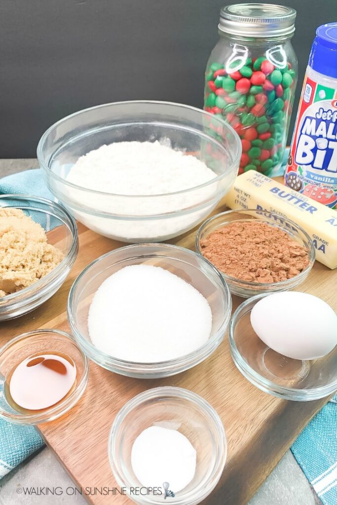 Ingredients for Marshmallow Christmas Cookies