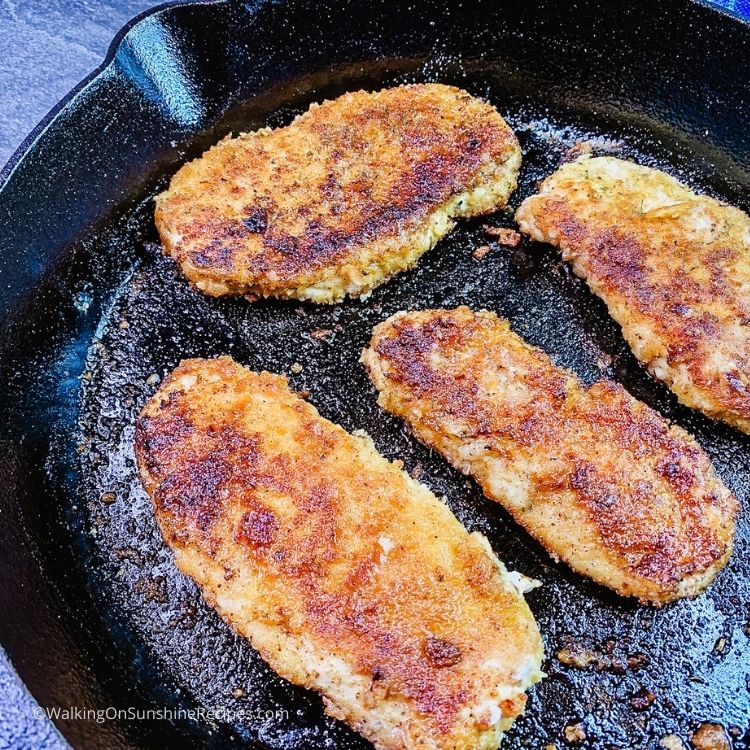 chicken cutlets in cast iron skillet