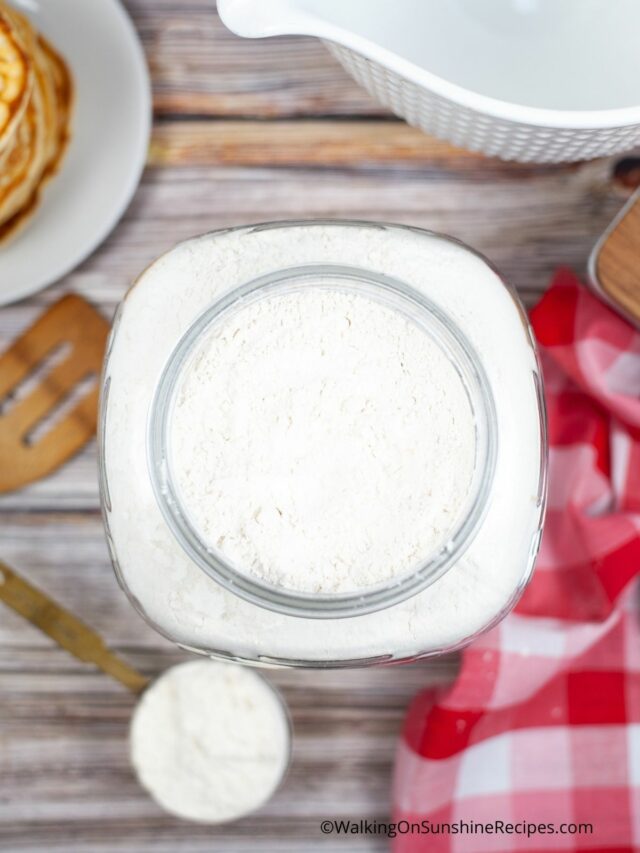 Homemade Bulk Pancake Mix with Printable Labels