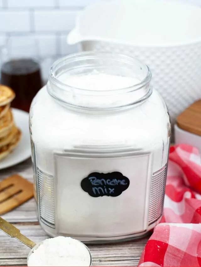 Homemade Bulk Pancake Mix with Printable Gift Tags