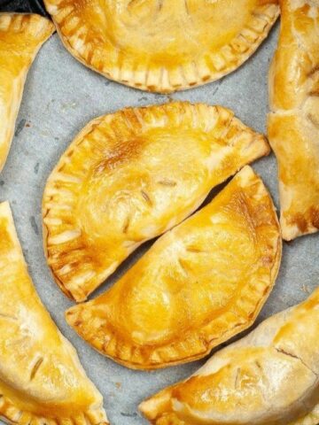 apple hand pies in the air fryer basket