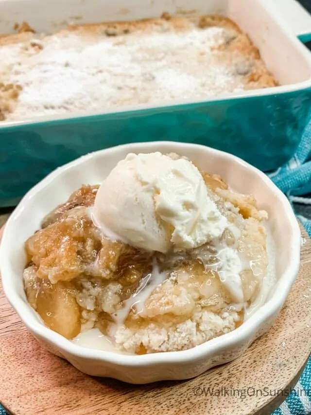 Cinnamon Toast Crunch Apple Dump Cake