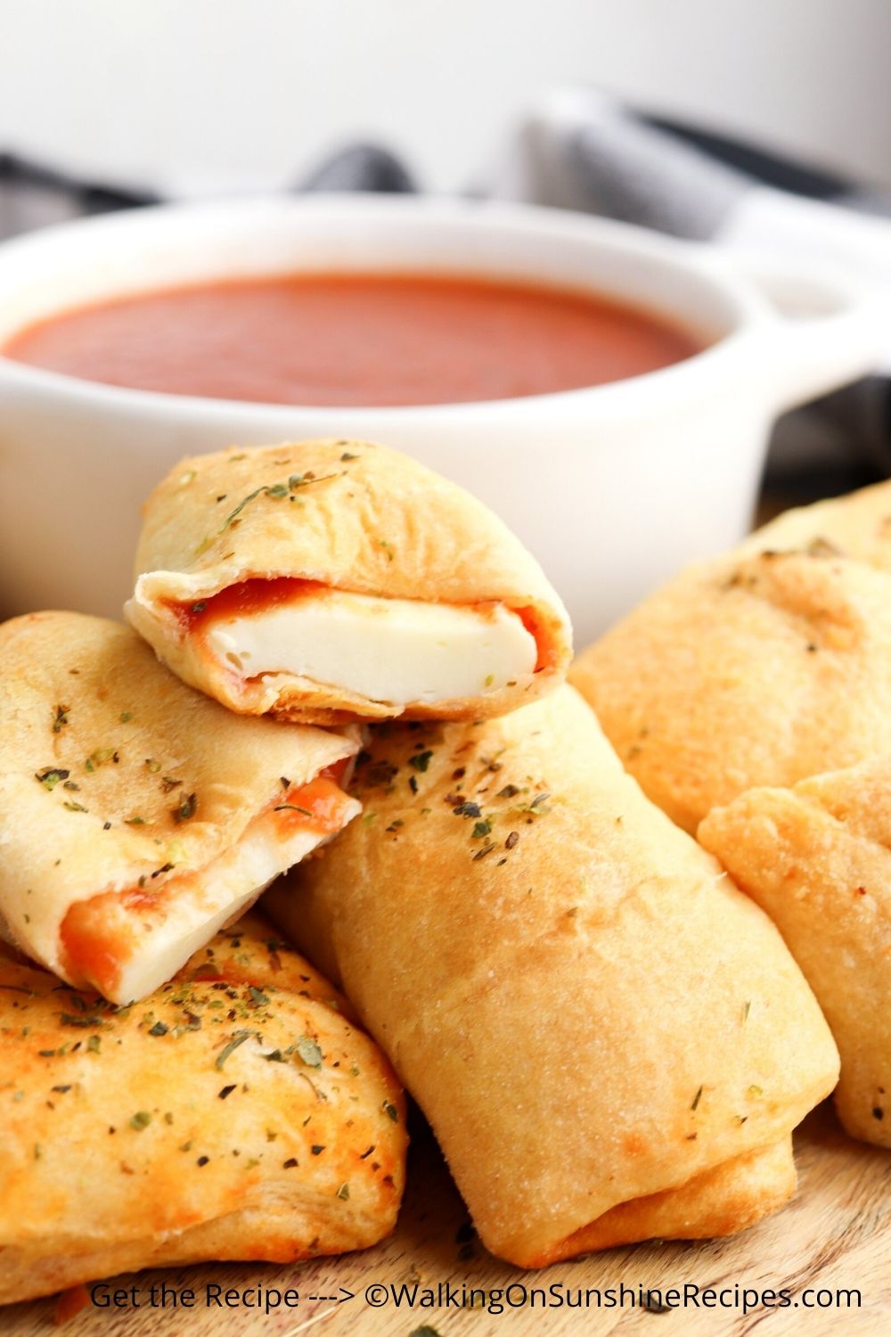 Mozzarella Crescent Rolls Recipe 