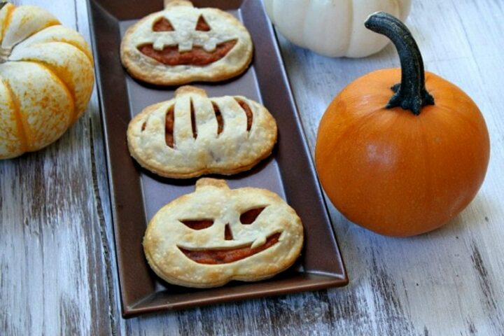 Pumpkin Shaped Desserts - Walking On Sunshine Recipes