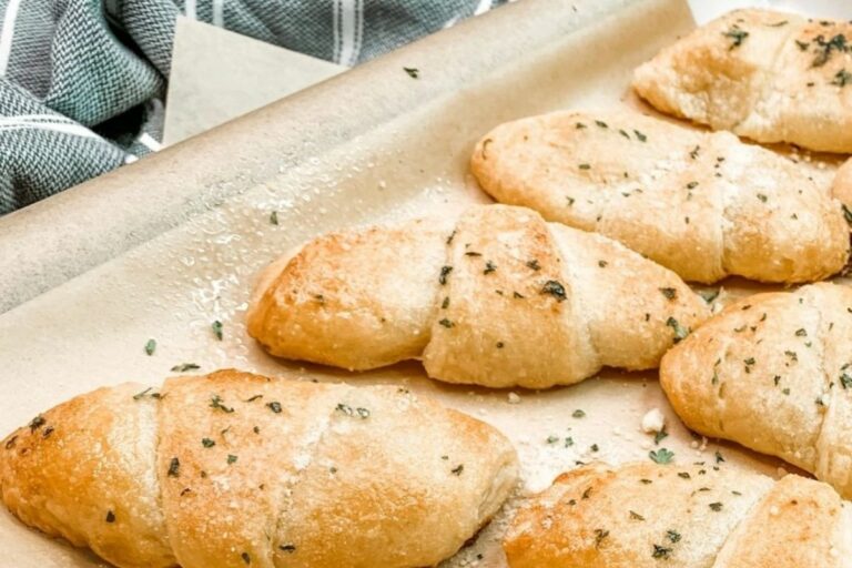 These look like garlic knots.
