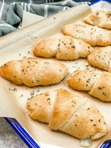 Pillsbury Crescent Rolls with Cheese Pins