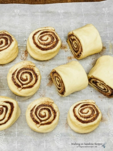 Homemade Overnight Cinnamon Rolls-cover image