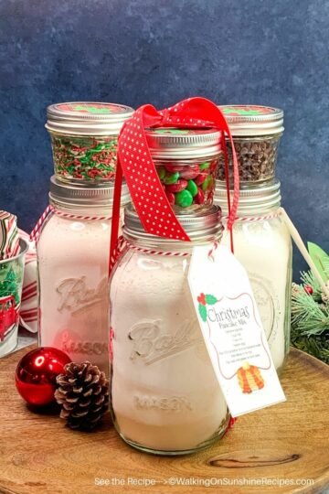 Christmas Pancake Mix in a Jar - Walking On Sunshine Recipes