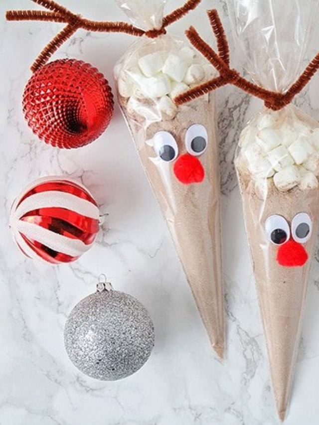 Reindeer Hot Chocolate Cones Story - Walking On Sunshine Recipes