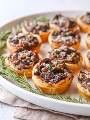 Italian Puff Pastry Appetizers-cover image