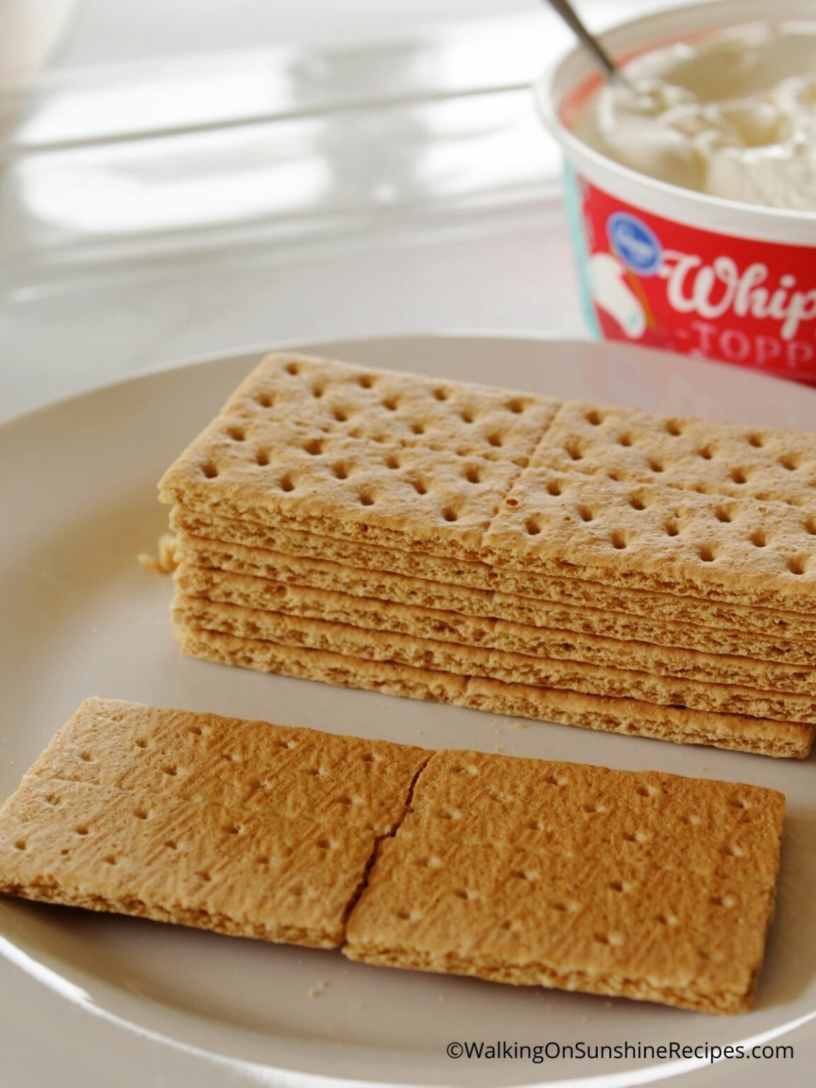 Weight Watchers Graham Cracker Cool Whip Sandwich