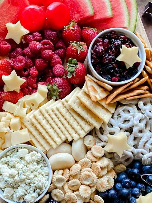 4th of July Charcuterie Board Story