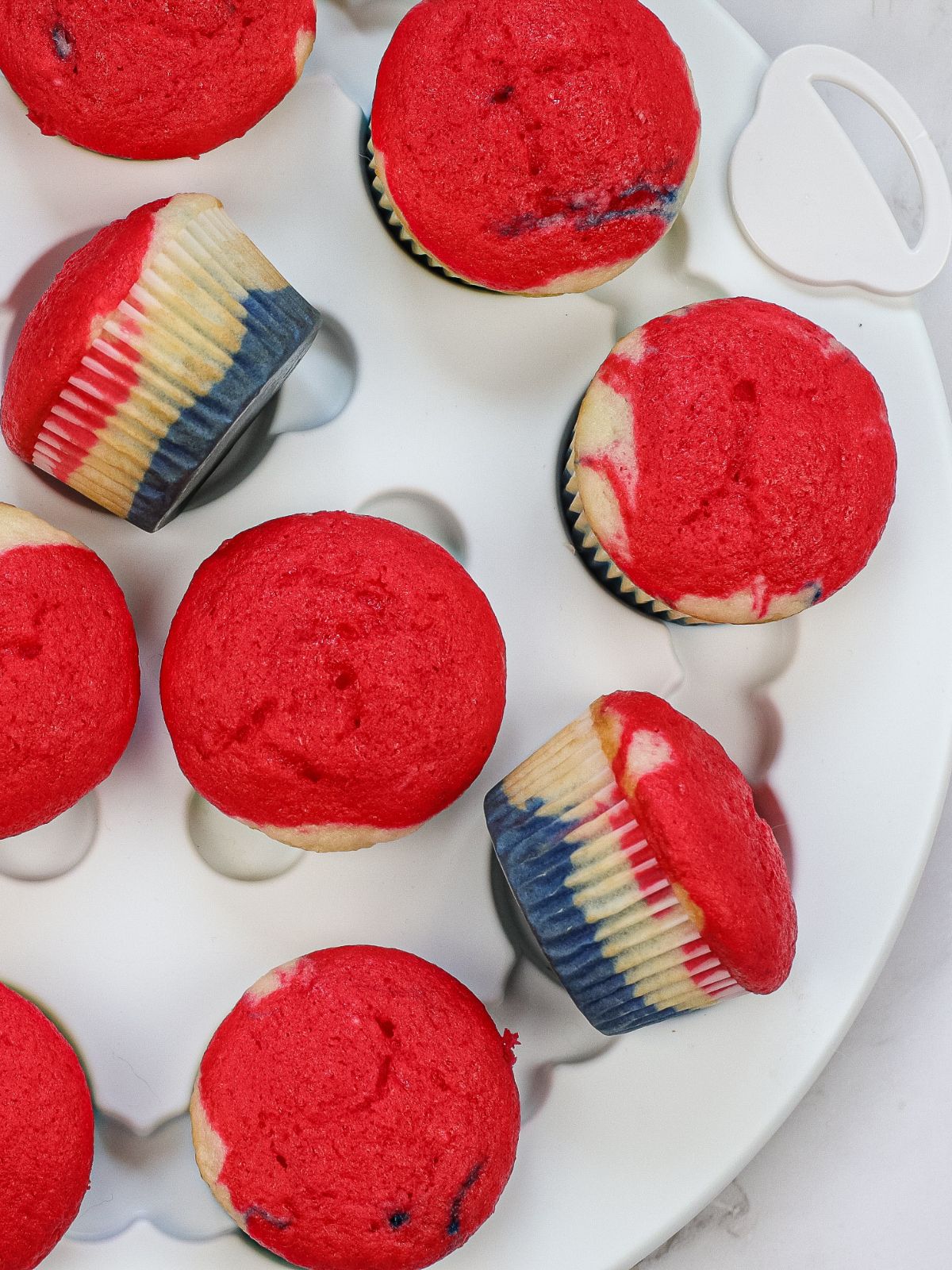 red white blue cupcakes.