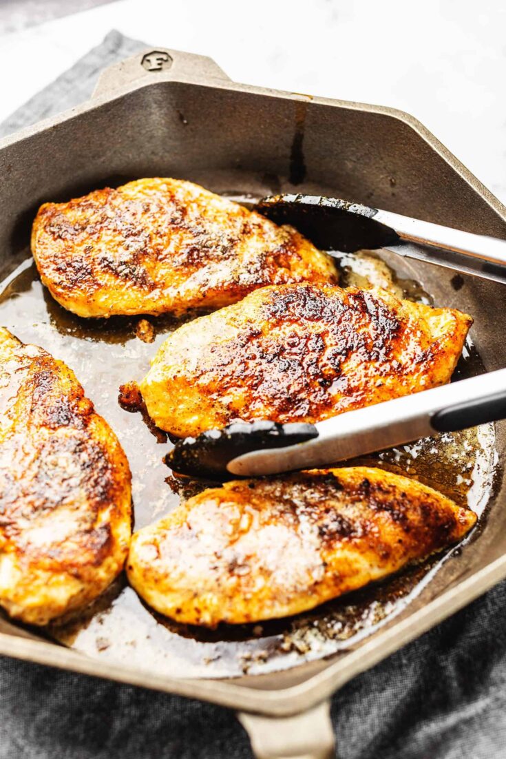 Cast Iron Skillet Chicken Breasts - Walking On Sunshine Recipes