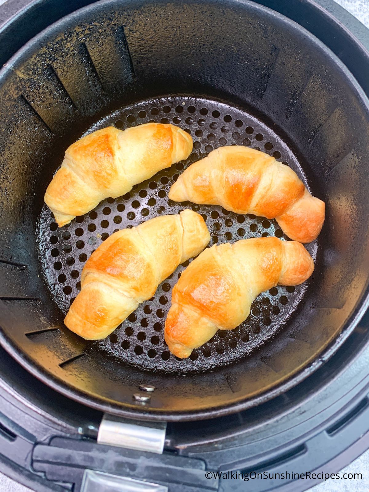 crescemt rolls baked in air fryer.