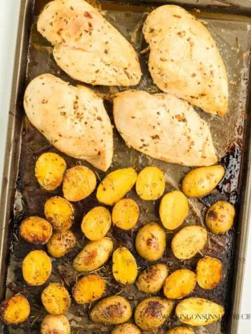 recipe card photo sheet pan chicken with potatoes.